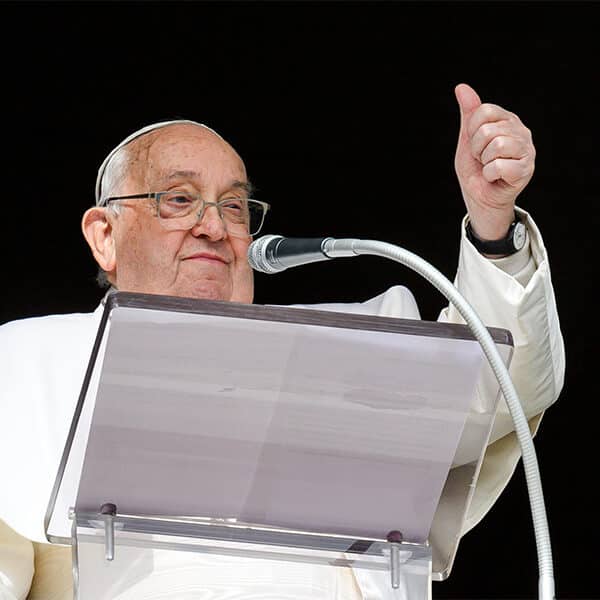 Presentation in the temple shows how God lives among us, pope says