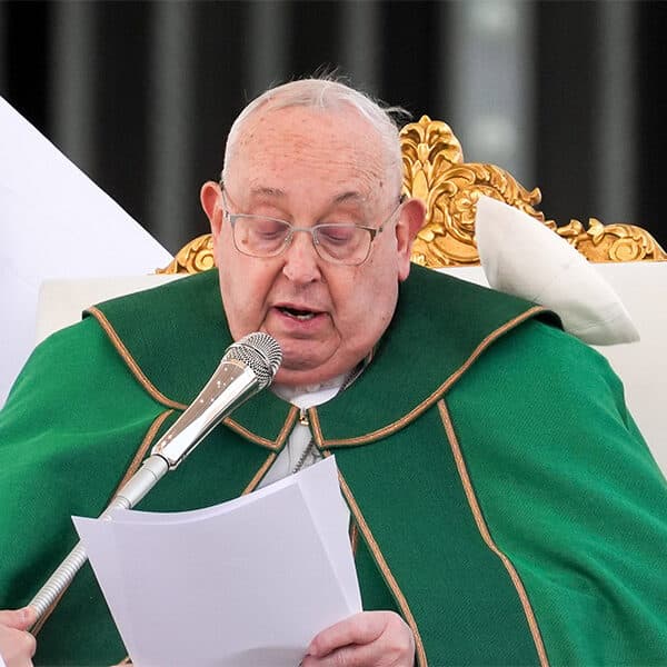 Pray for the grace to see needs of others, pope tells faithful