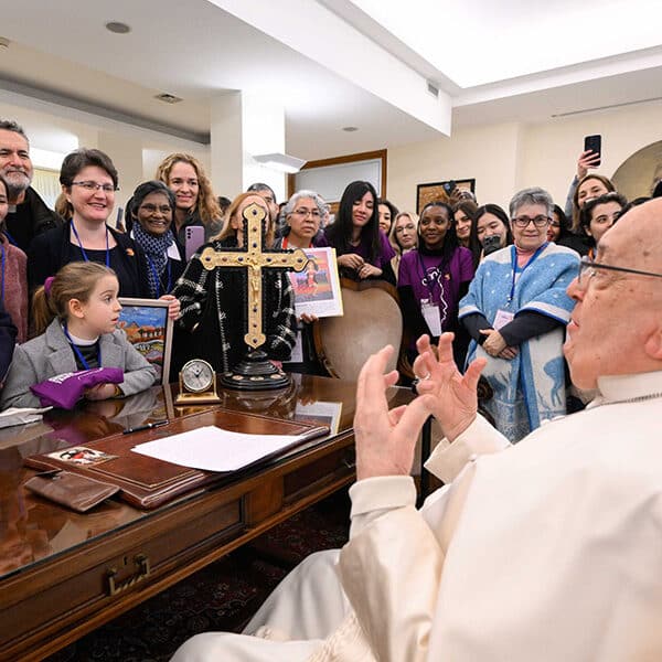 Human trafficking is a disgrace, pope says on eve of world day of prayer