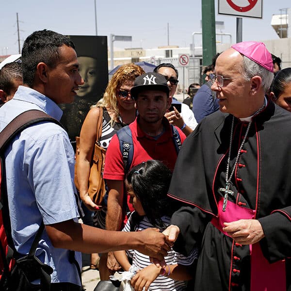 Bishops’ migration chair invites Vance to dialogue over church’s work with migrants