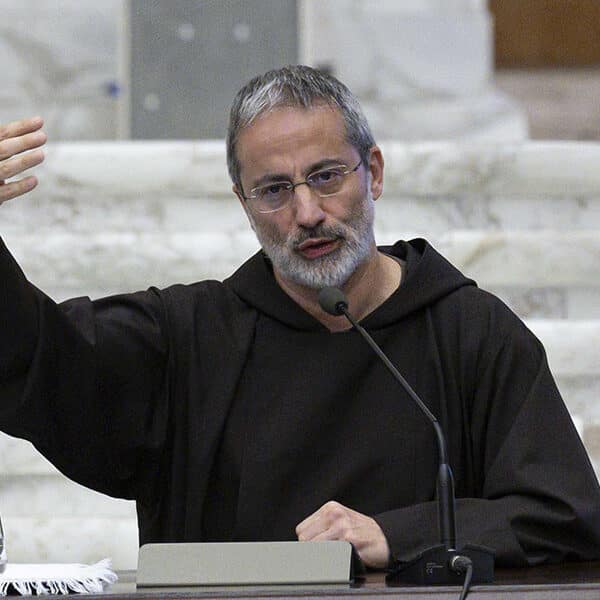 Papal preacher: Stay anchored in Christ, live hope during Holy Year