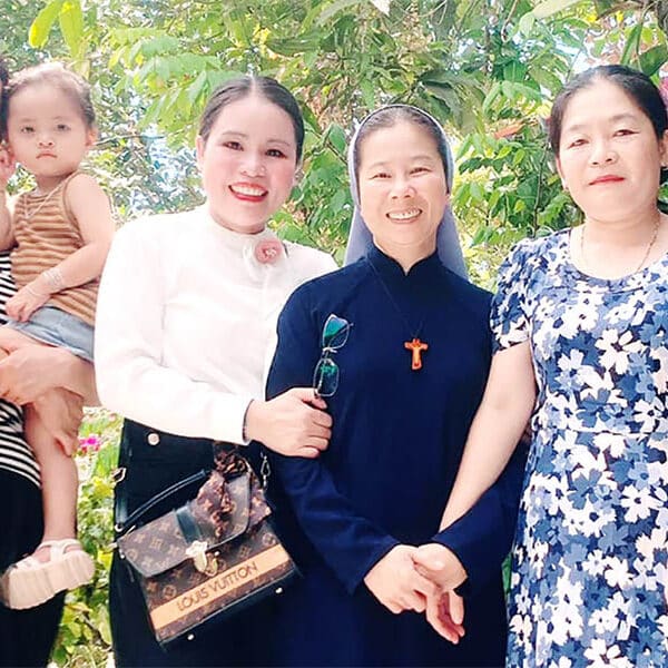 Former Vietnamese communist nurse who once baptized sick child will be baptized at Easter