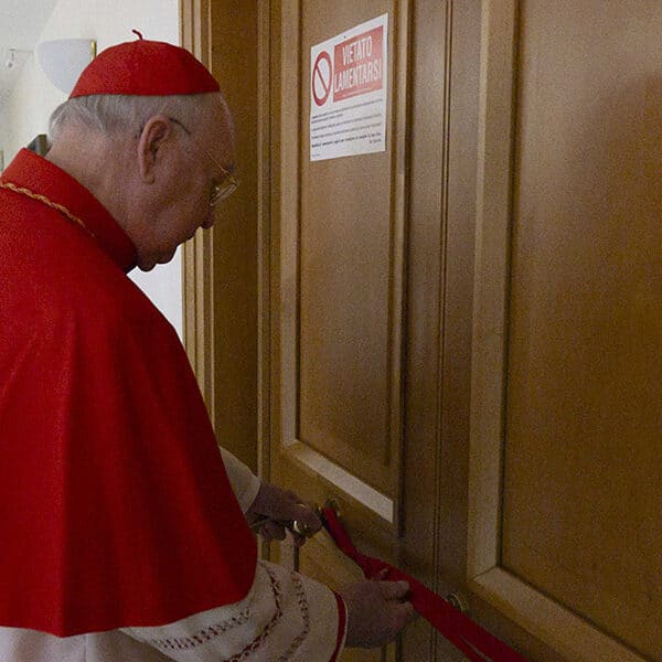 Cardinals hold first meeting after pope’s death