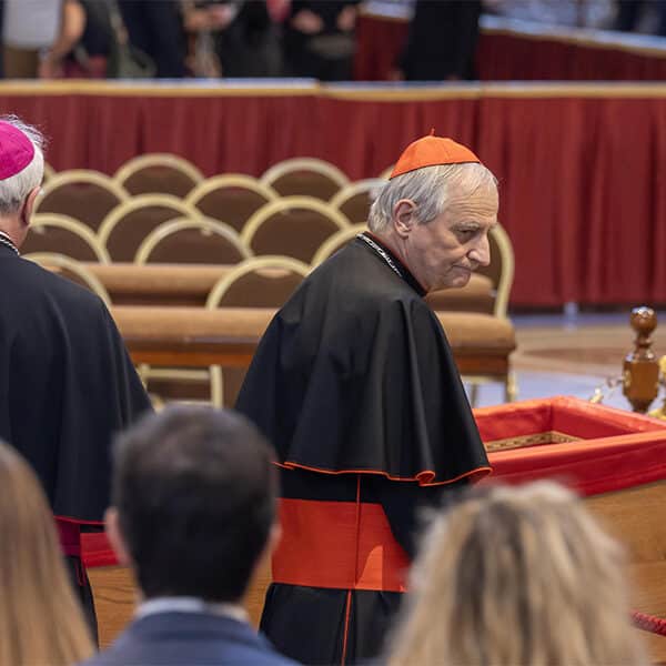 Cardinals mourn Pope Francis as Vatican meetings begin ahead of conclave