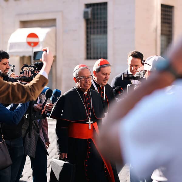 Cardinals approve electors for conclave, formally ask for prayers