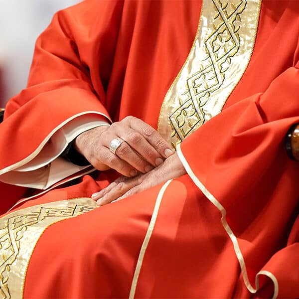 Cardinals must remember primary call to serve, Argentine cardinal says