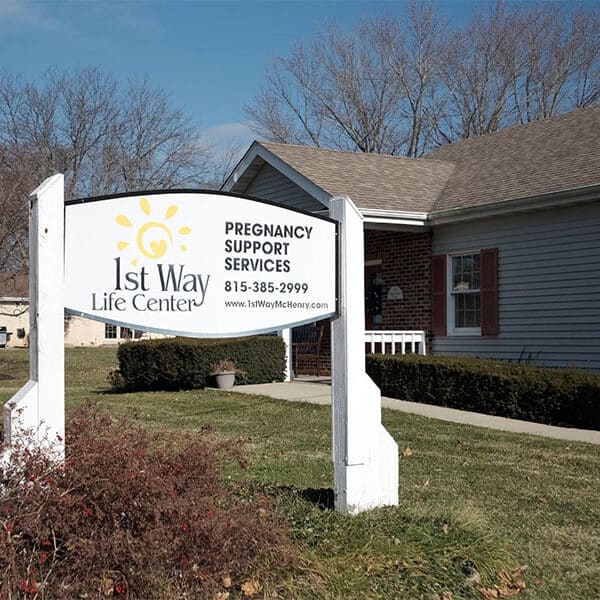 Judge issues split decision on Illinois law opposed by pro-life pregnancy centers
