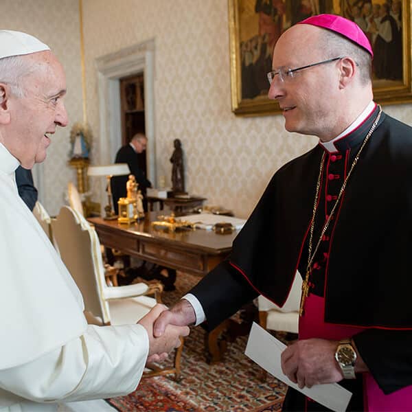 Pope Francis appoints Bishop McKnight new archbishop of Kansas City