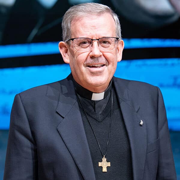 Pope praises Salesians’ passion, dedication to ministry