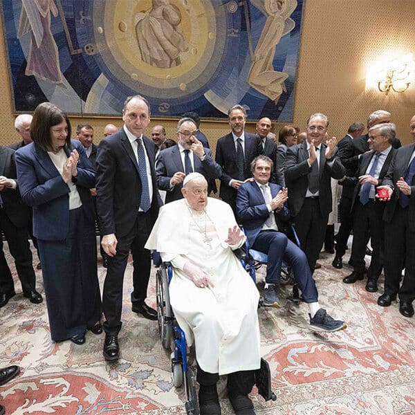 Pope thanks medical team that cared for him during hospitalization