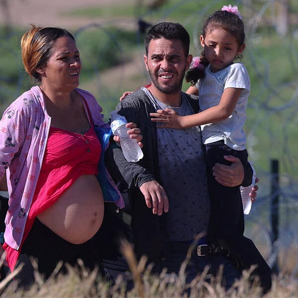 Bishops praise, criticize federal actions affecting human life amid budget debate