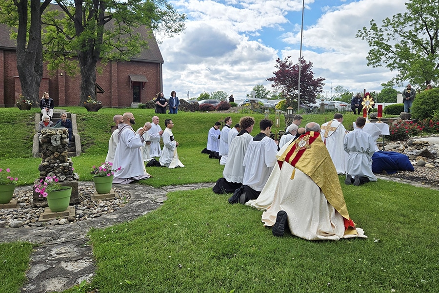National Eucharistic Revival