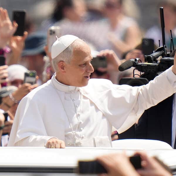 Pope: Sport reveals beauty of God, teaches teamwork, humility and hope