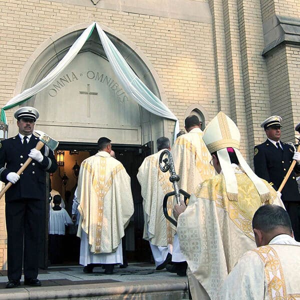 Baltimore native stirs controversy in Charlotte Diocese over liturgical norms