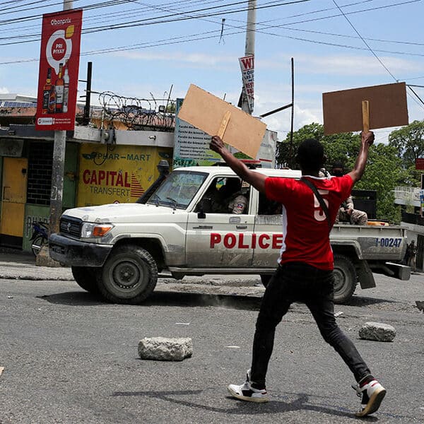 Irish lay missionary, child among several kidnapped from orphanage in Haiti