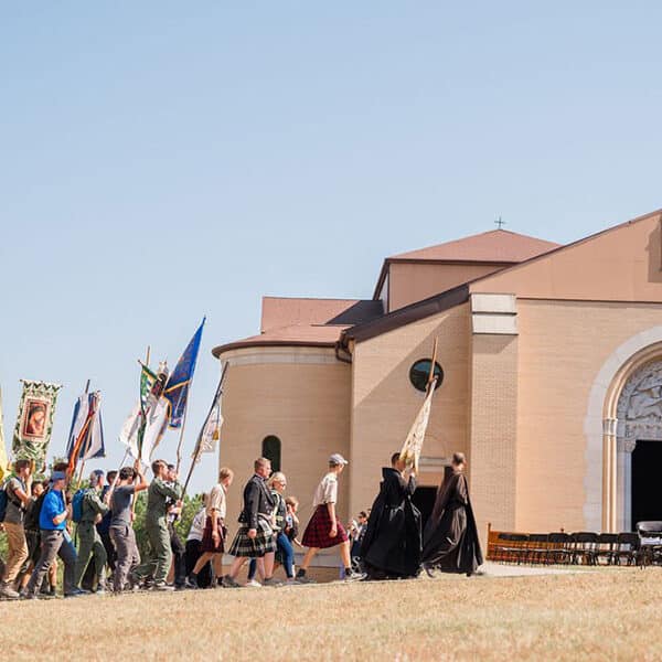 Annual Three Hearts Pilgrimage seeks to unite families, pray for country