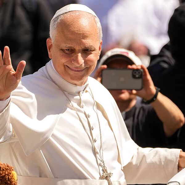 Dialogue, joint aid show world religion is force for good, pope says