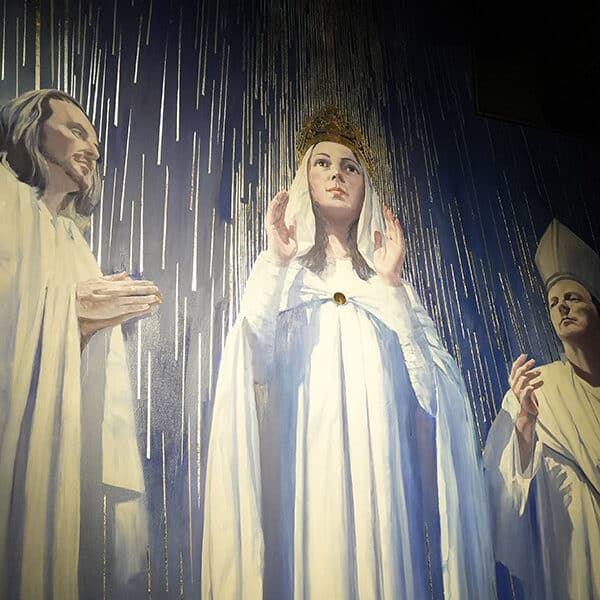 St. Patrick’s Cathedral mural honors immigrants, first responders, NY saints