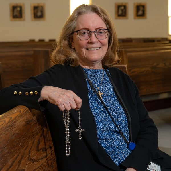 Parishioners in Archdiocese of Baltimore make it their mission to pray for priests