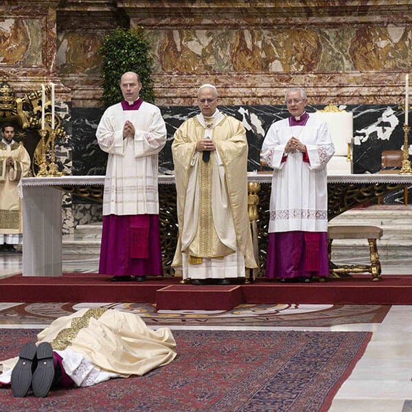 Bishops must ‘sow’ with patience, foster respect, pope says