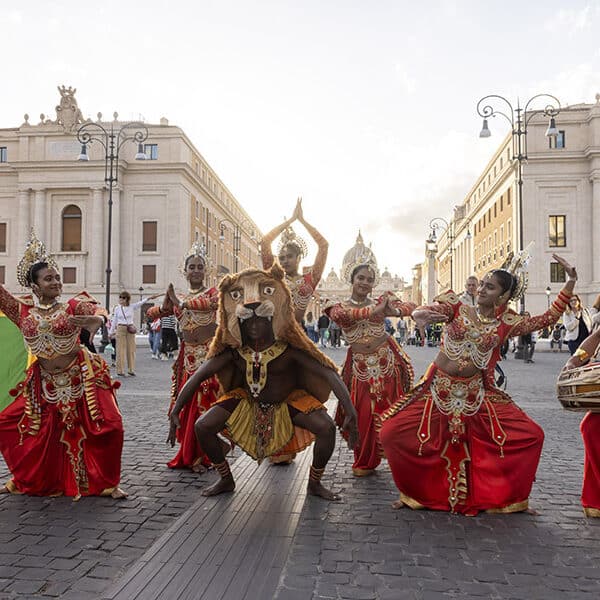 Mission, migrants make church ‘catholic,’ cardinal says