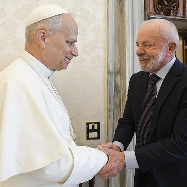 Brazilian leader praises papal document on poverty, invites pope to COP30