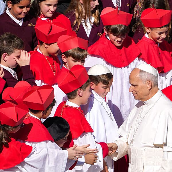 Jesus wants to be close, rekindle hope, on life’s journey, pope says