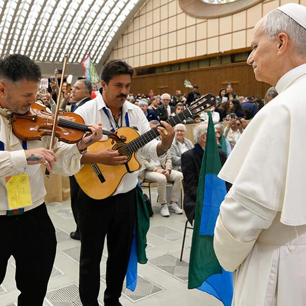 Pope thanks Roma, Sinti, Travelers for witness of faith amid hardships