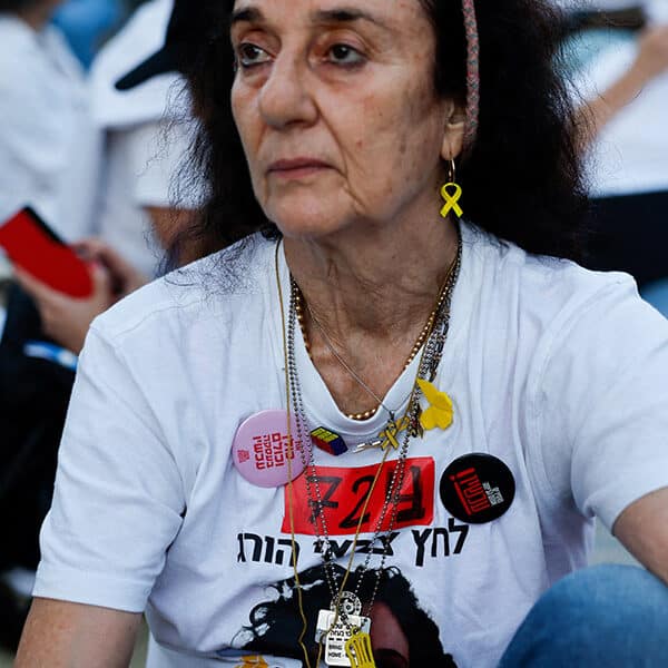 Washington Roundup: Shutdown continues; Hamas agrees to hostage release after Trump Gaza proposal