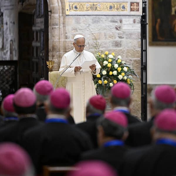 Pope to bishops: Be prophets of peace, harmony in your dioceses