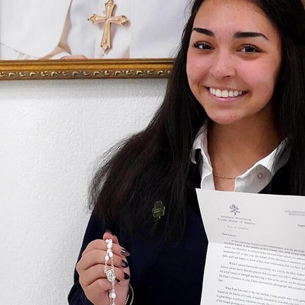 Tennessee teen’s letter to Pope Leo brings a reply with gift of special rosary blessed by him