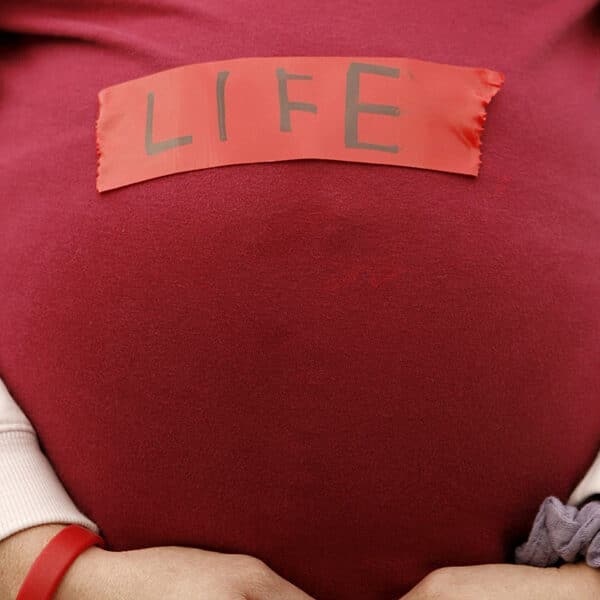 Illinois Catholic bishops back pregnancy centers’ suit over law requiring abortion referrals