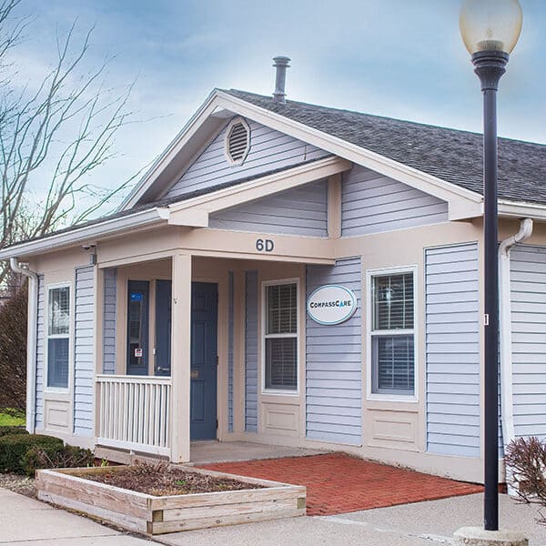 Record numbers of women are visiting pregnancy centers, study shows