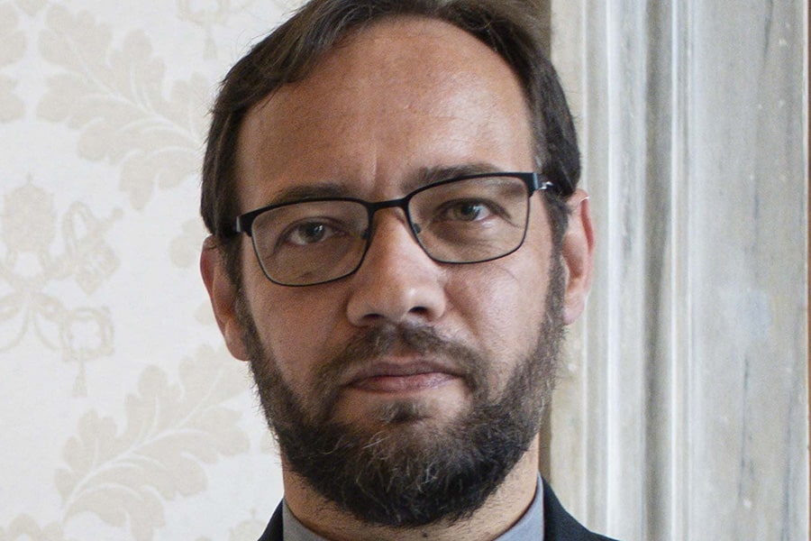 God chooses to come into world where humanity groans, South Sudanese bishop says