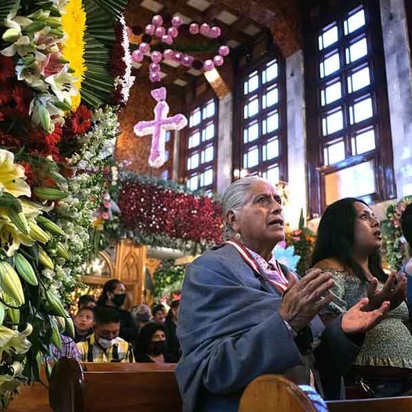 Pew: Catholicism down in Latin America, but belief in God ‘remains high’