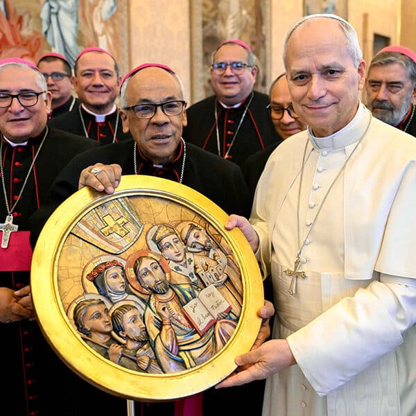 ‘Peru holds a special place in my heart,’ pope tells Peruvian bishops, surprises them at lunch