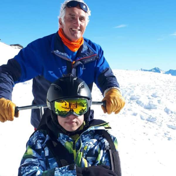 French priest hears confessions while riding chairlift in the Alps