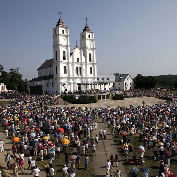 Ash Wednesday collection ‘gives hope’ to reborn Church in Central, Eastern Europe