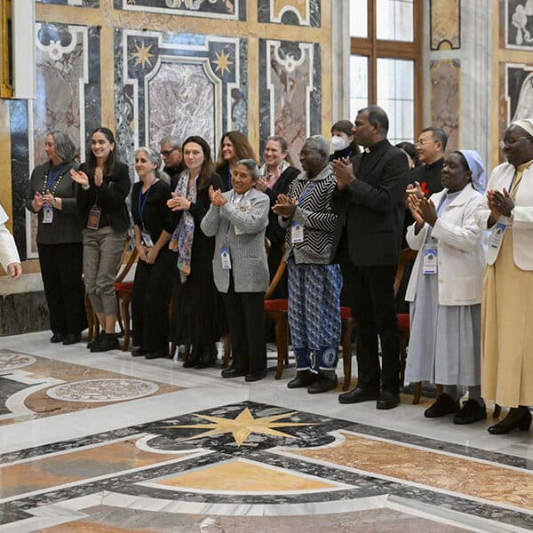 Pope concerned about lack of progress on protecting children