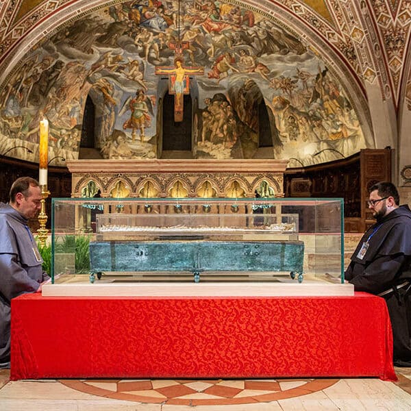 St. Francis’ relics returned to crypt after monthlong veneration draws 370,000 pilgrims