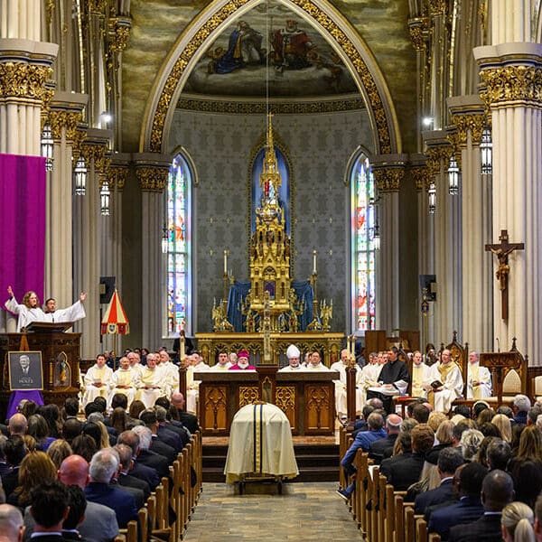 A life well-coached: Lou Holtz remembered for faith, family and football