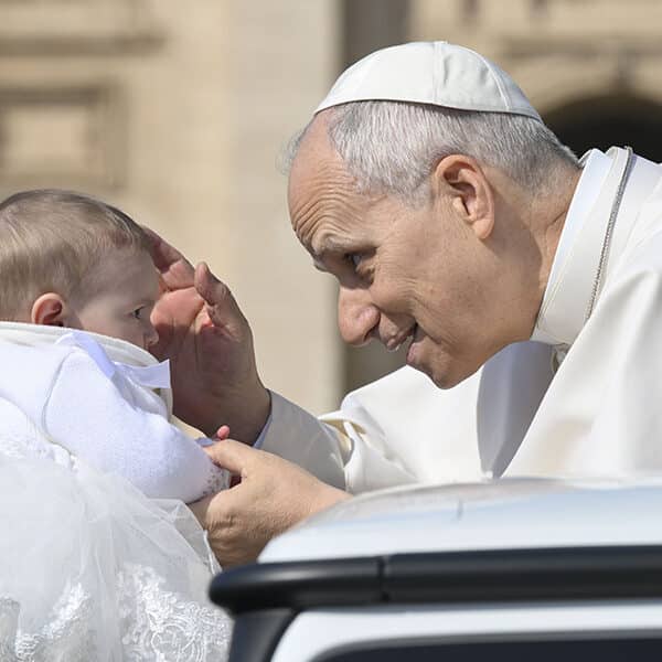 Life must be defended in a world wounded by warfare, pope says