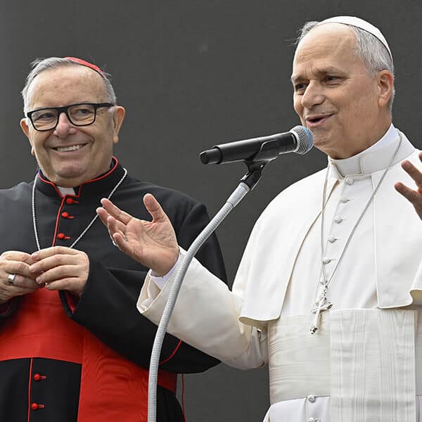 Jesus is close by, so just open your eyes, Pope Leo tells young people