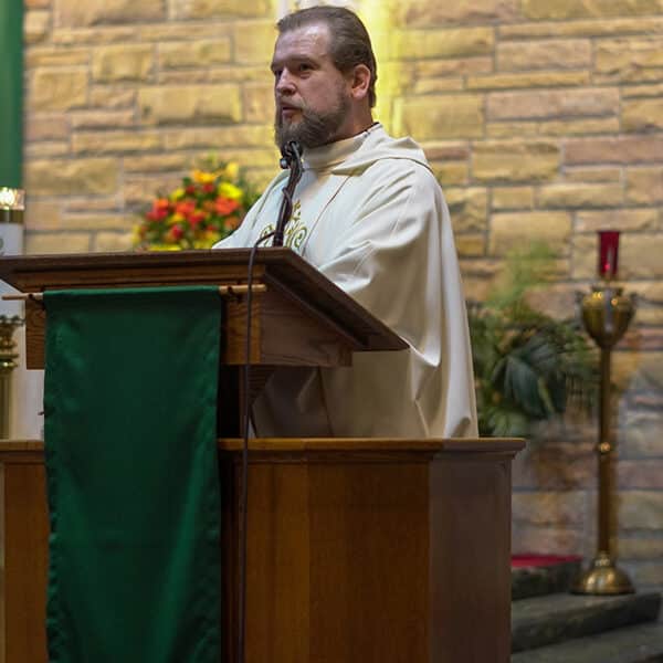 r/AskAPriest: The internet’s holiest forum