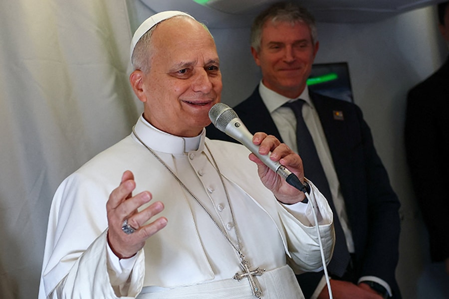 Pope Leo on papal plane to Cameroon: St. Augustine invites all to search for God and truth today