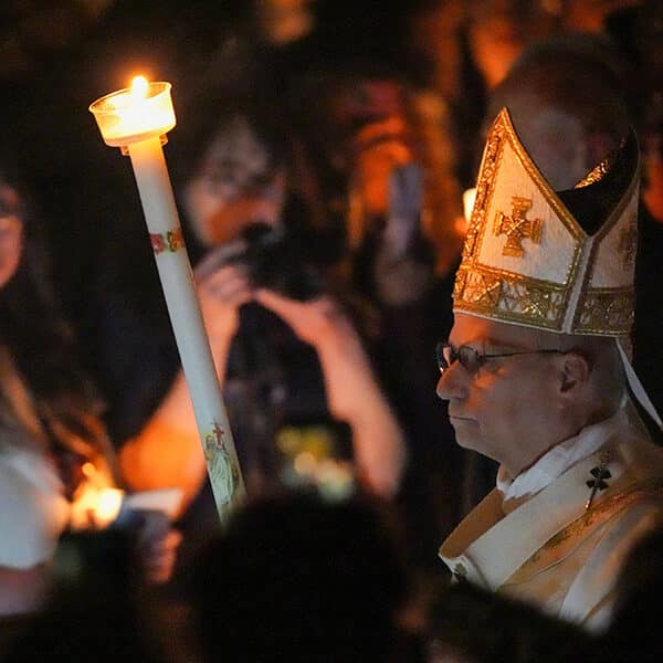 Pope: Don’t be paralyzed by mistrust, fear; be catalyzed by Christ to build peace