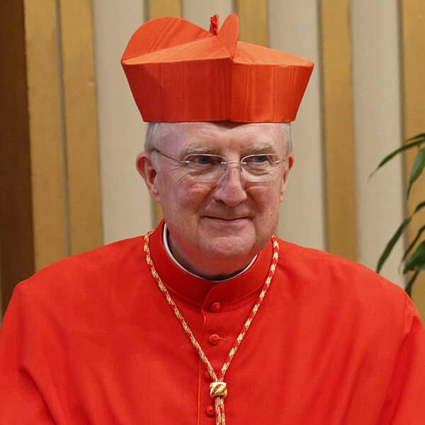 Cultural trends and technology threaten contemplation, Cardinal Roche says