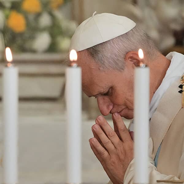 True beauty found in enduring love, which ‘ennobles and lifts us up,’ pope says on feast of Assumption