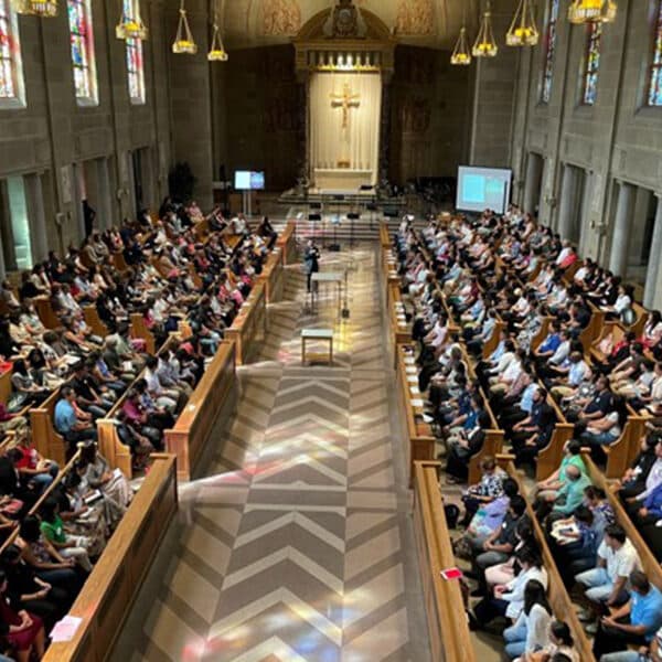 Hundreds of Hispanic catechists and liturgical ministers come together to celebrate faith and growth