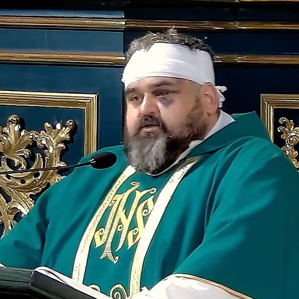 Polish priest wounded in stabbing returns to altar with message of forgiveness